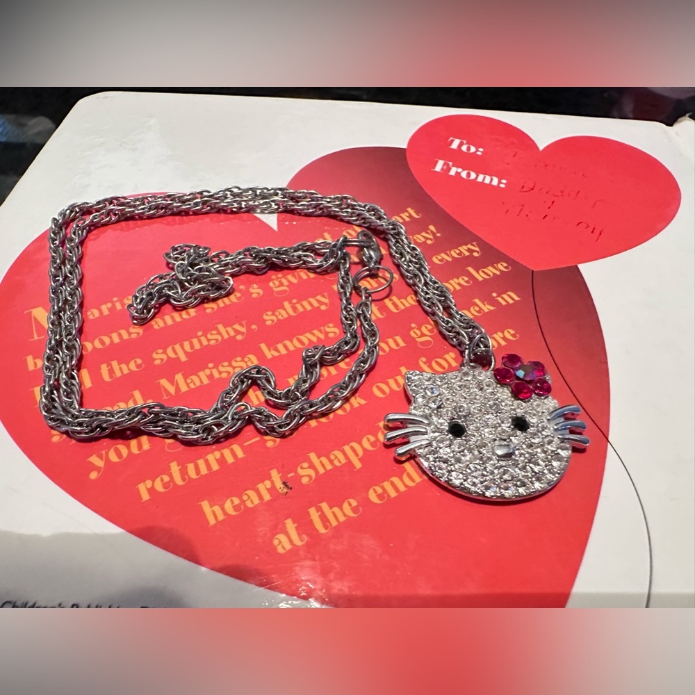Sanrio Hello Kitty necklace